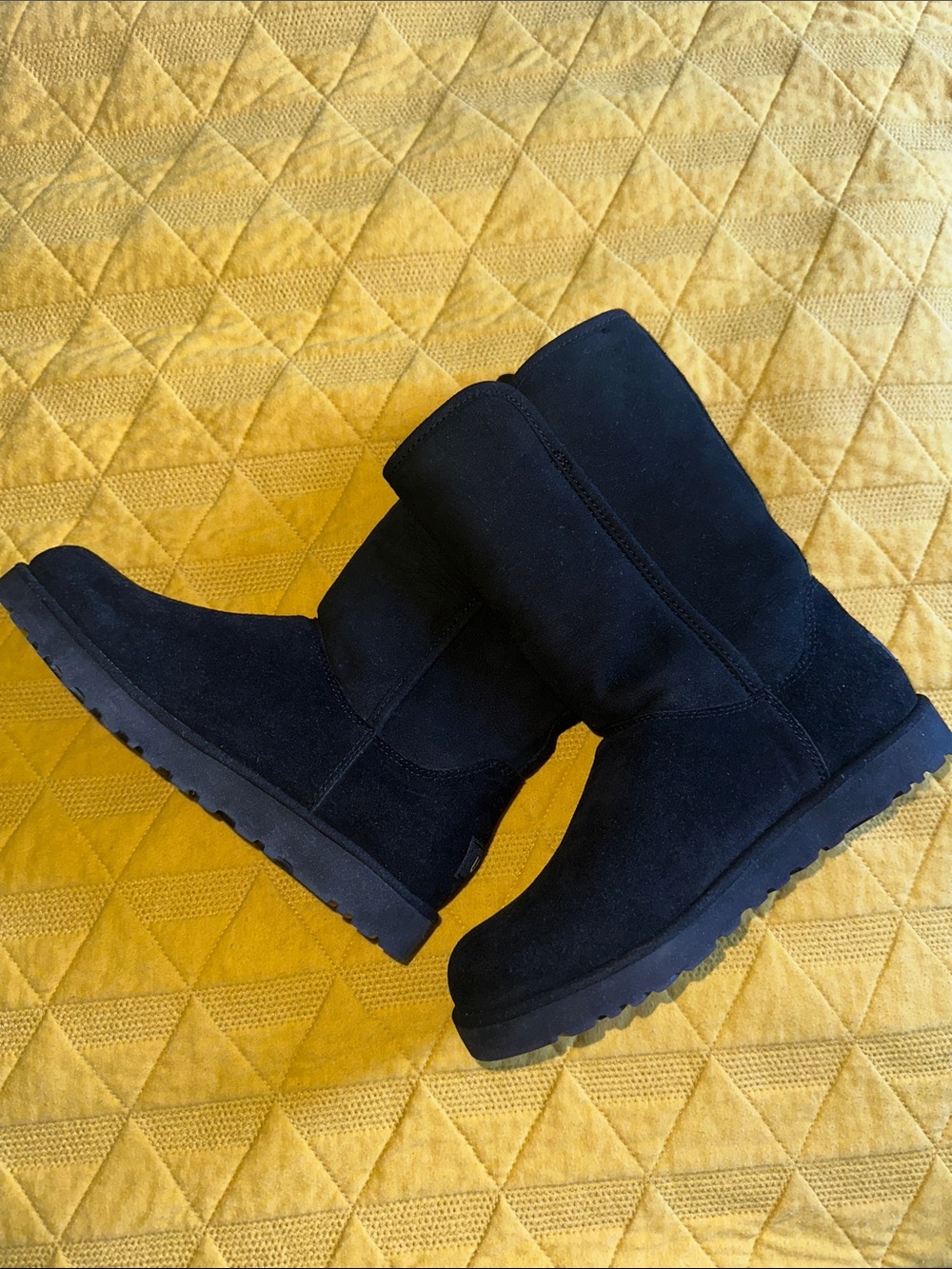 Ugg Women’s Black Suede Mid-Calf Winter Boots
